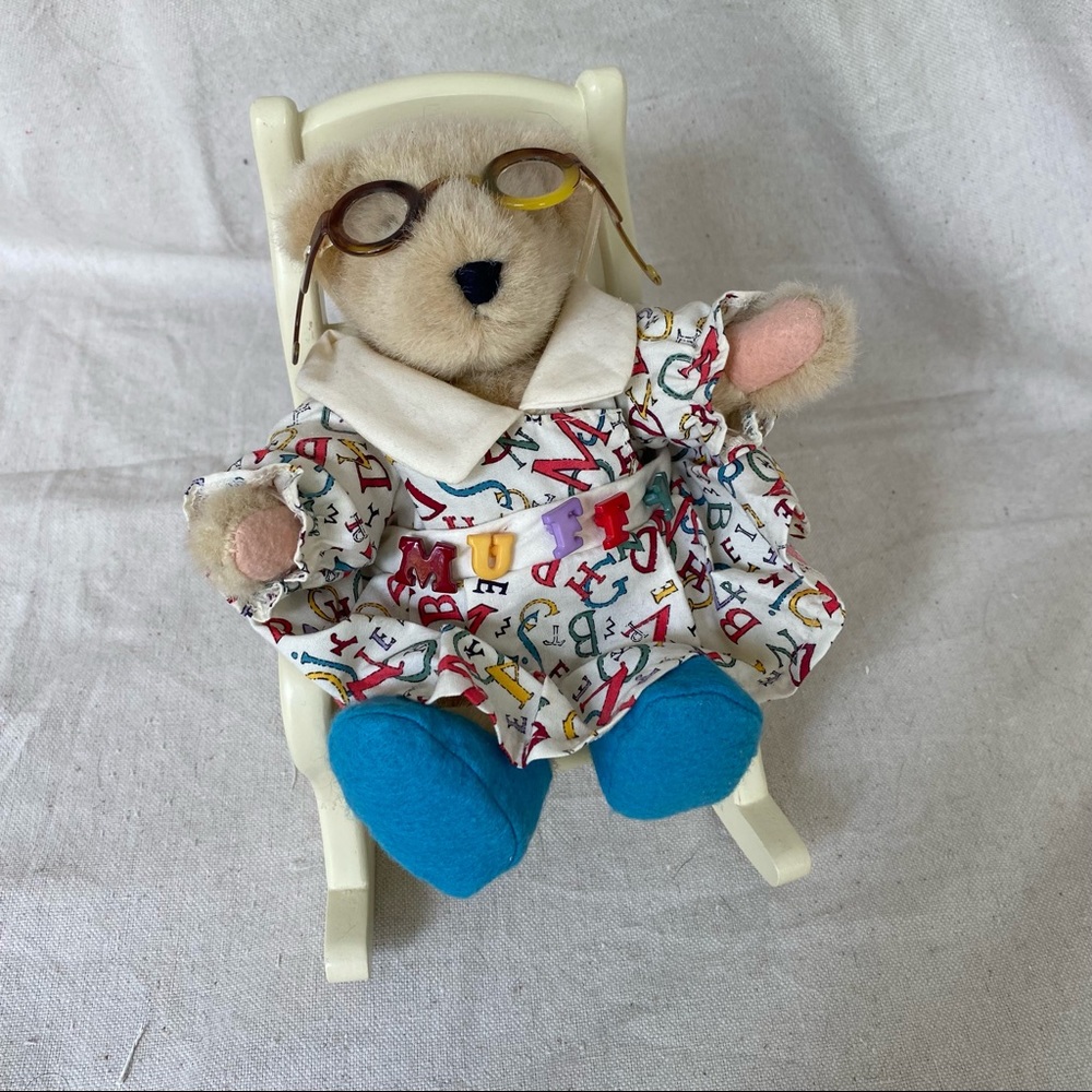 Muffy vanderbear ABC Muffy in Rocking Chair Set